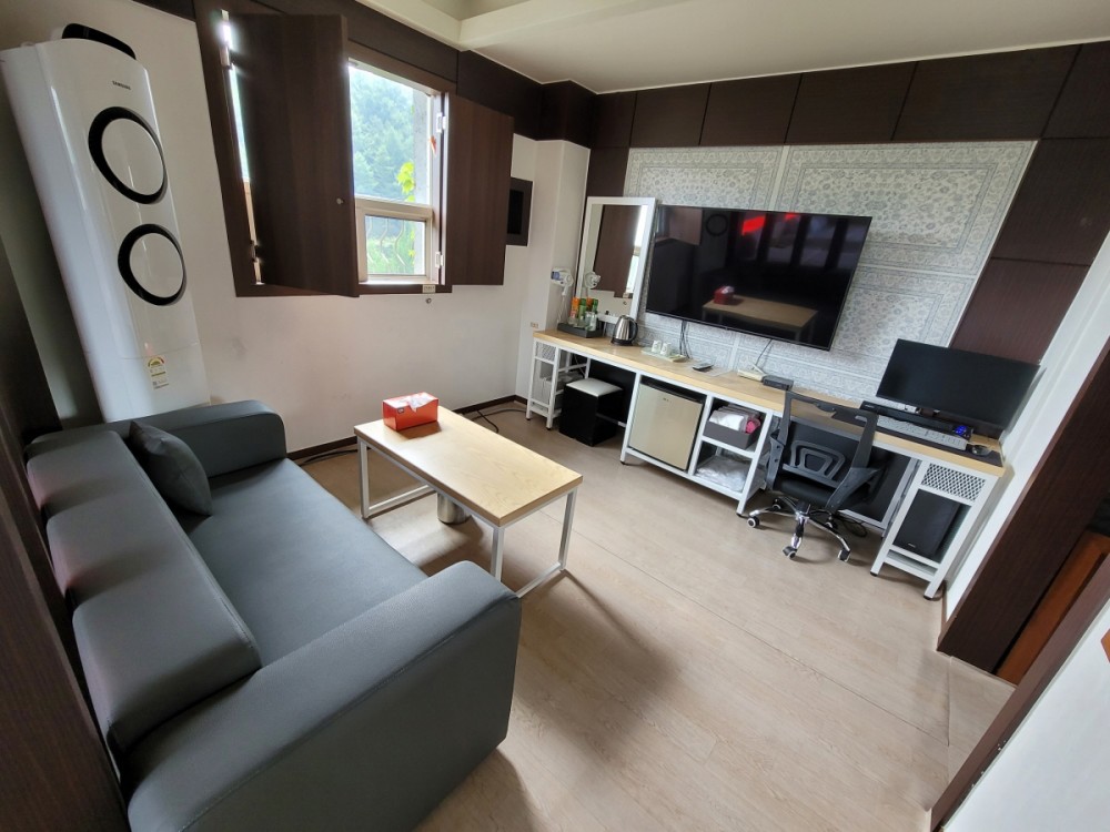 dd6b8837c81b1037f9310970b5aaec61_1689863